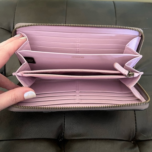 Coach wallet - Picture 3 of 7